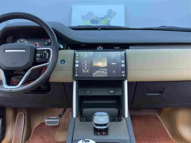 Land Rover Discovery Sport — Фото автомобиля 12