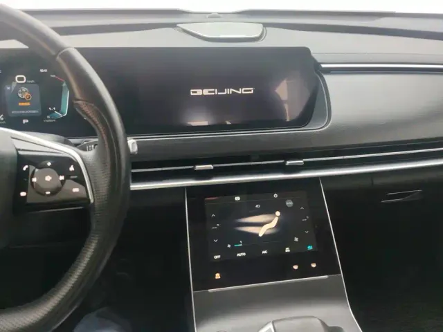 BAIC X7 — Фото автомобиля 13