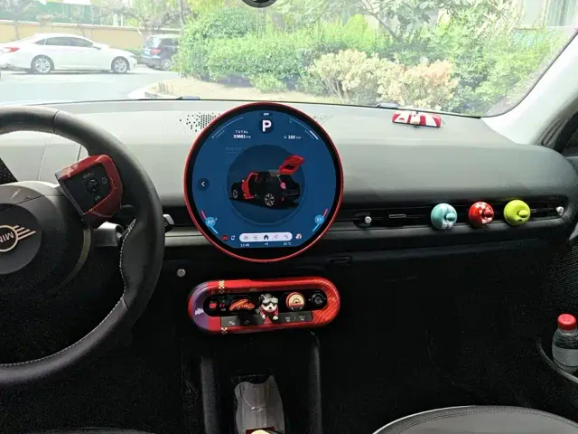 MINI Electric MINI ACEMAN — Фото автомобиля 13