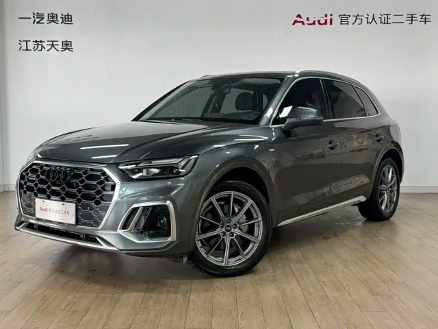Фотография автомобиля — Audi Q5L