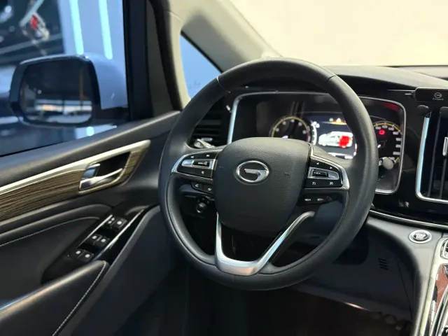 GAC Trumpchi M8 — Фото автомобиля 9