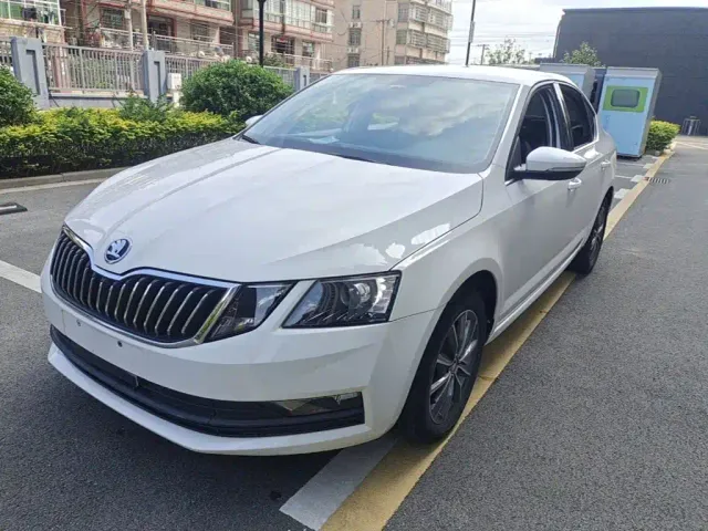 Фотография автомобиля — Skoda Octavia
