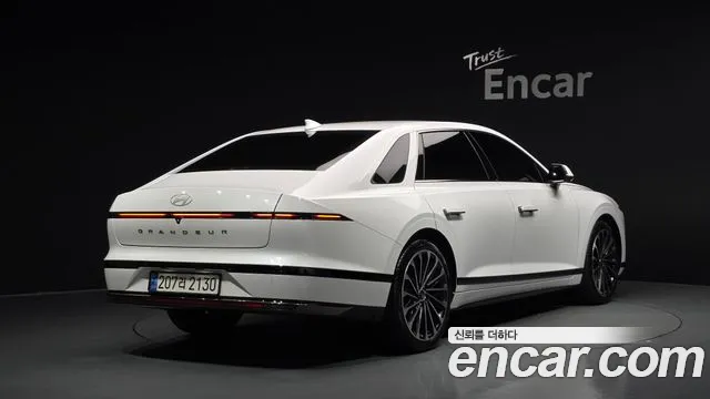 Hyundai Grandeur — Фото автомобиля 2