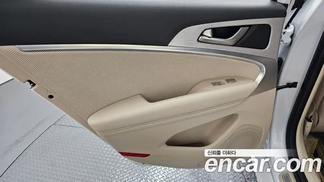 Genesis G70 New — Фото автомобиля 14