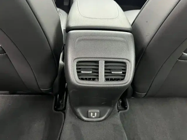 Buick Regal — Фото автомобиля 8