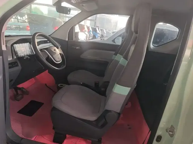 Wuling Hongguang Mini EV — Фото автомобиля 14
