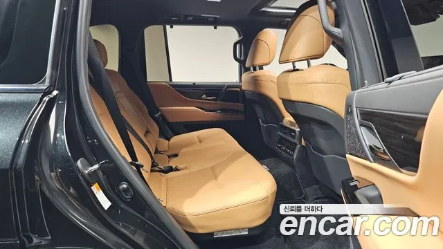 Lexus LX — Фото автомобиля 9