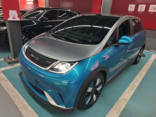 Фотография автомобиля — BYD Dolphin