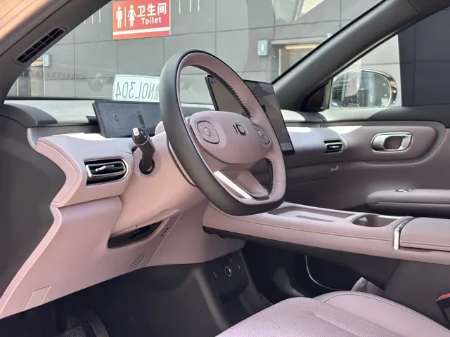 Changan Qiyuan Changan Qiyuan Q05 — Фото автомобиля 4