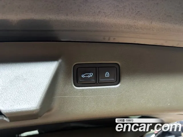 Hyundai Santa Fe MX5 — Фото автомобиля 15