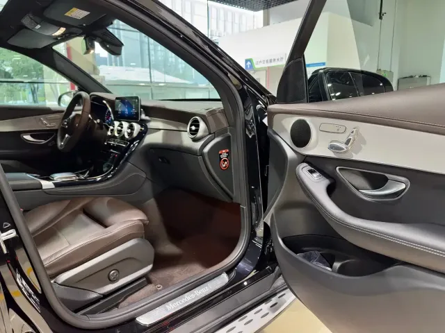 Mercedes-Benz Mercedes-Benz GLC 2021 GLC 260 L 4MATIC Sporty — Фото автомобиля 10