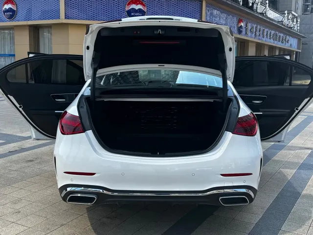 Mercedes-Benz C-Class — Фото автомобиля 13