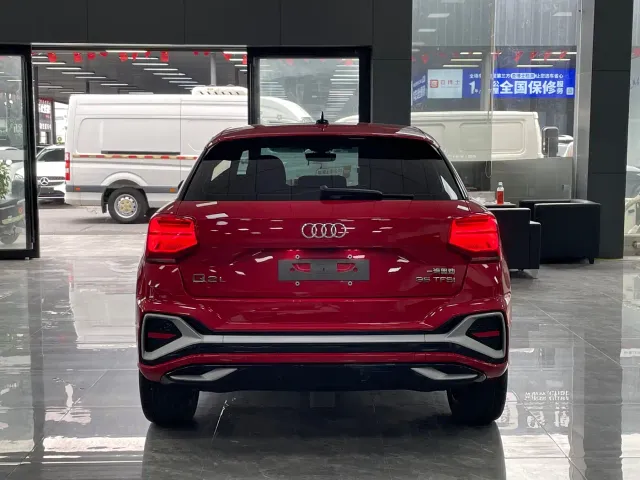 Audi Q2L — Фото автомобиля 16