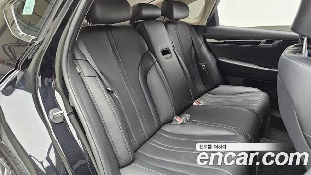 Genesis G80 Бензин 2.5 турбо AWD — Фото автомобиля 12