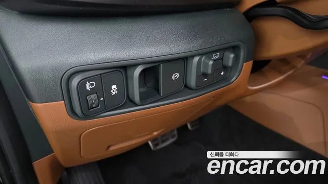 Kia Tasman Tasman 2.5T Бензин 4WD — Фото автомобиля 23