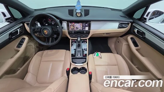 Porsche Macan — Фото автомобиля 7
