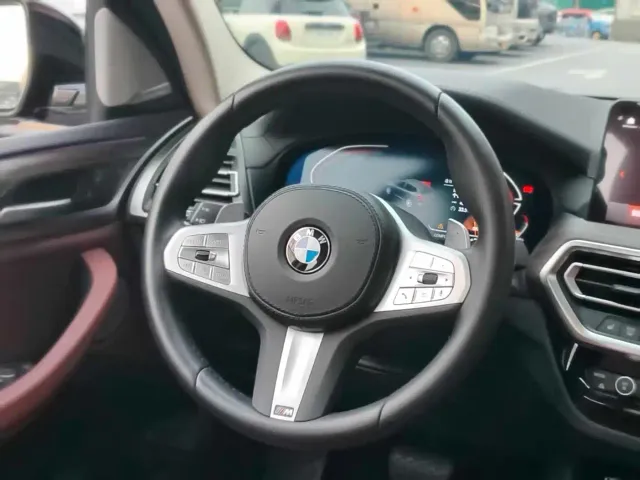 BMW X3 — Фото автомобиля 7