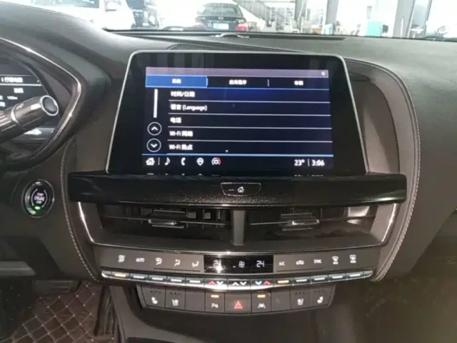 Cadillac CT5 — Фото автомобиля 12