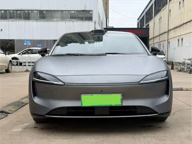 Luxeed S7 — Фото автомобиля 2
