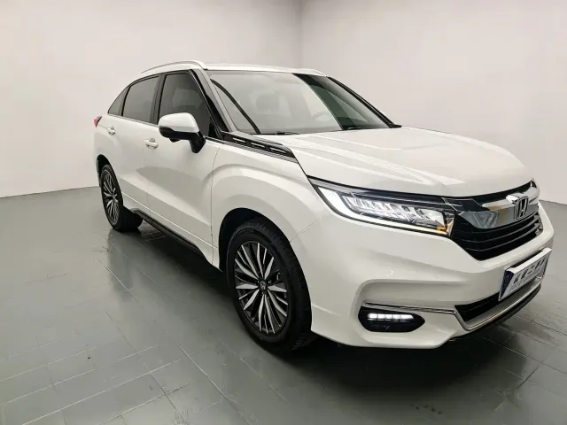 Honda Avancier — Фото автомобиля 3