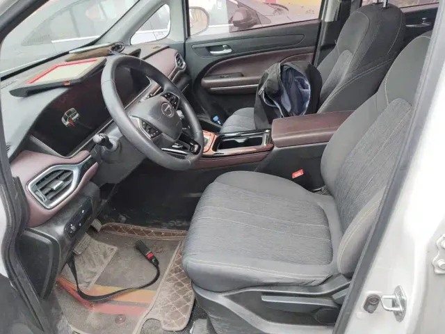 GAC Trumpchi Trumpchi M6 2023 PRO 270T DCT Elite Edition — Фото автомобиля 14