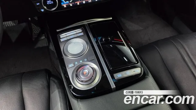 Genesis G80 RG3 — Фото автомобиля 12
