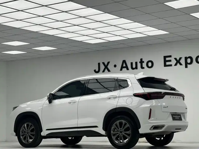 Exeed LX — Фото автомобиля 9