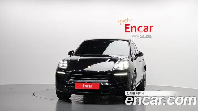Porsche Macan — Фото автомобиля 3