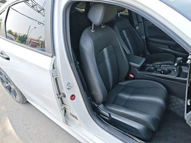 Honda Civic — Фото автомобиля 24