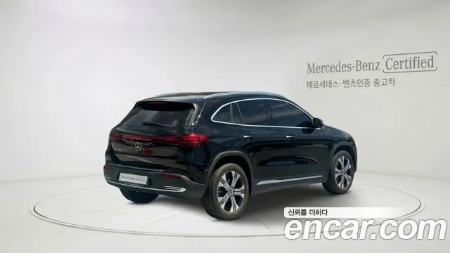 Mercedes-Benz EQA — Фото автомобиля 2
