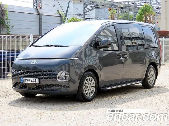 Hyundai Staria Staria L3.5 Карго 5 мест — Фото автомобиля 2
