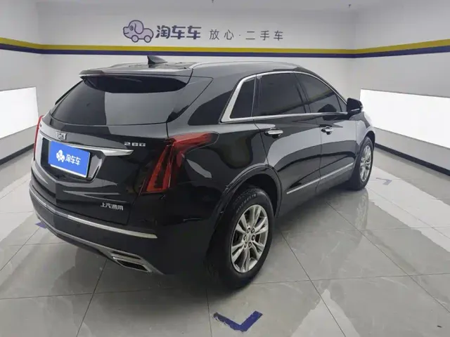 Cadillac XT5 — Фото автомобиля 3