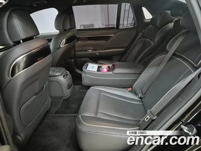 Genesis G90 Бензин 3.5 Turbo 2WD — Фото автомобиля 12