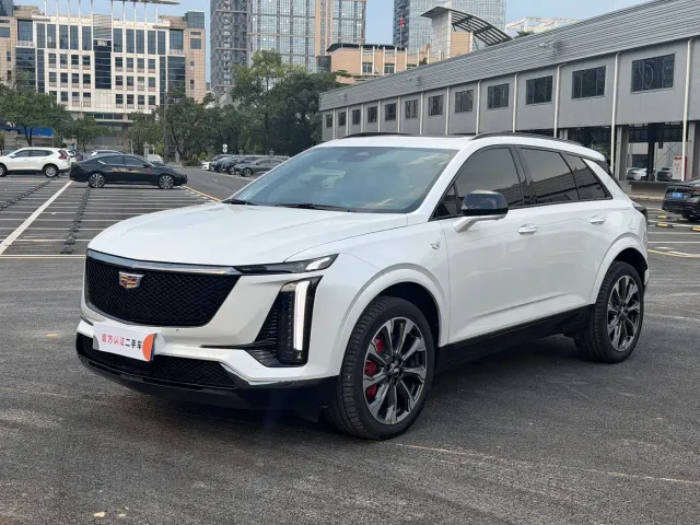 Фотография автомобиля — Cadillac XT5