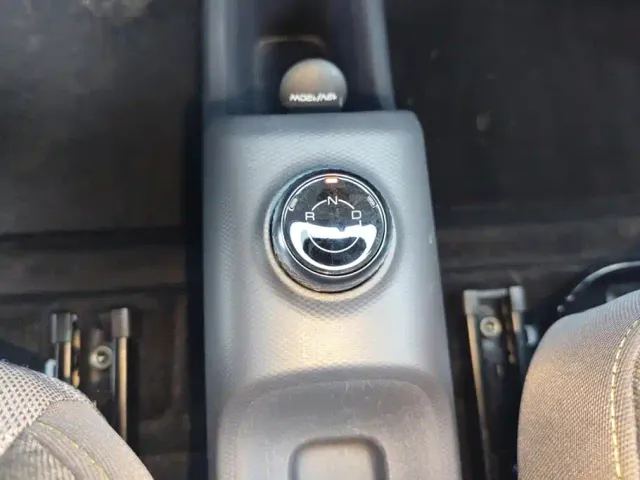Wuling Zhiguang NEV — Фото автомобиля 16