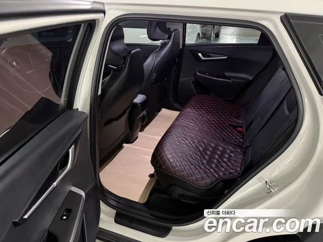 Kia EV6 — Фото автомобиля 16