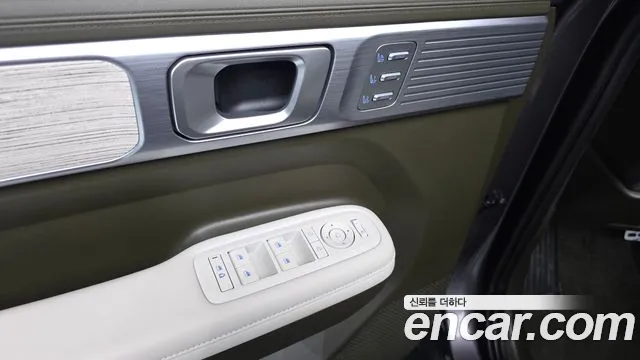 Hyundai Santafe — Фото автомобиля 25