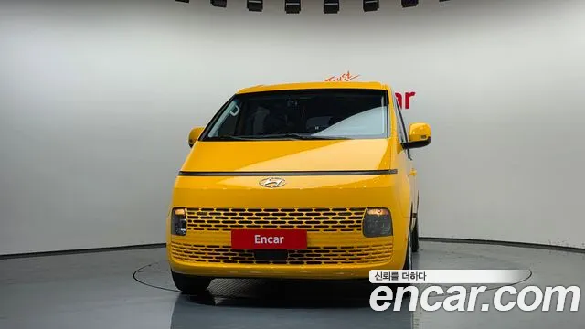 Hyundai Staria — Фото автомобиля 3