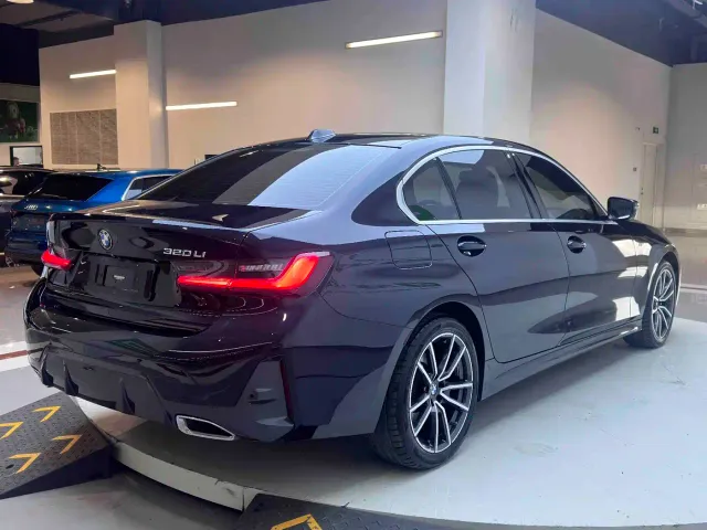 BMW 3 Series — Фото автомобиля 5
