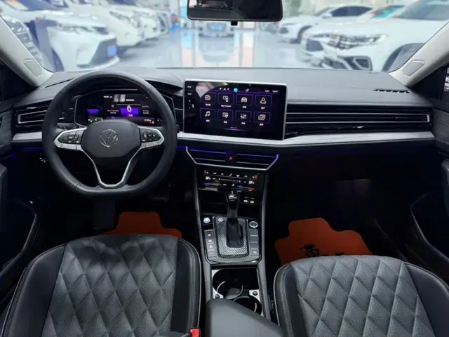Volkswagen Sagitar — Фото автомобиля 8