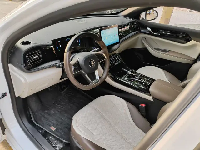 BYD Qin PLUS — Фото автомобиля 7