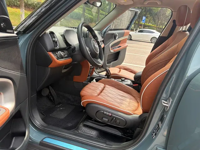 MINI Countryman — Фото автомобиля 14