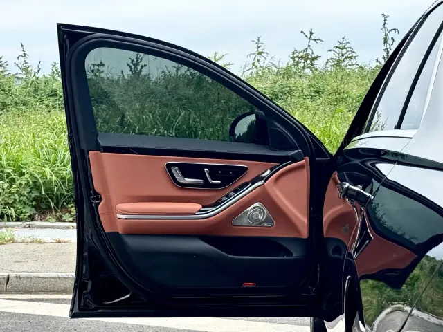 Mercedes-Benz S-Class — Фото автомобиля 6
