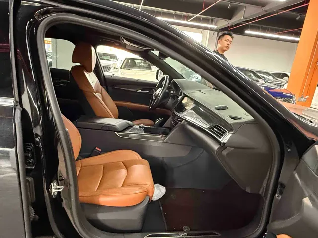 Cadillac CT6 — Фото автомобиля 16