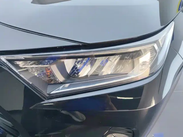 Toyota RAV4 — Фото автомобиля 5