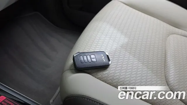 Kia Carnival 4th Gen — Фото автомобиля 28