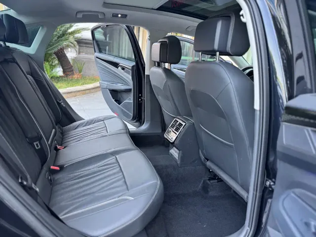 Volkswagen Passat — Фото автомобиля 7