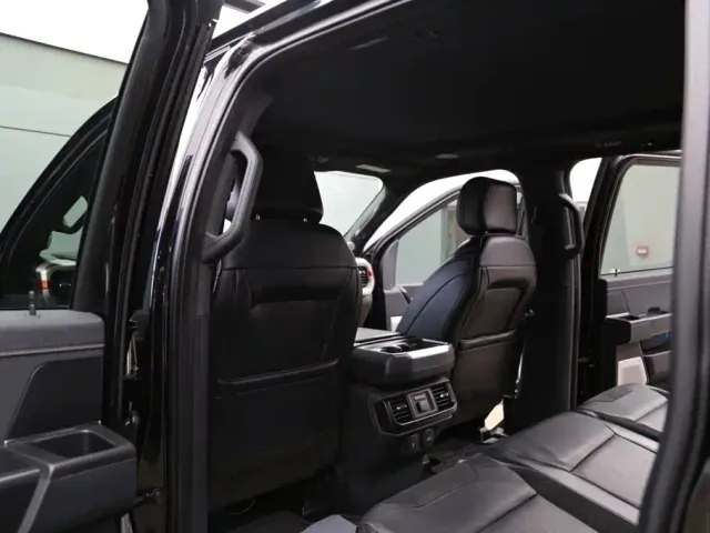Ford F-150 Raptor — Фото автомобиля 21