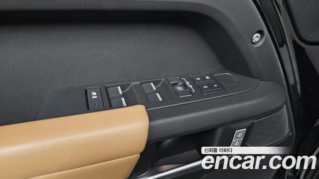 Land Rover Defender L663 — Фото автомобиля 27