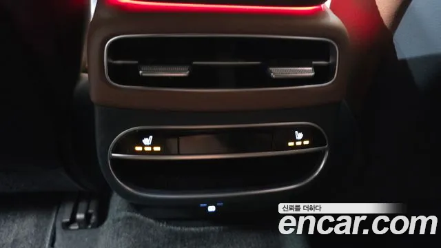 Genesis GV70 — Фото автомобиля 19